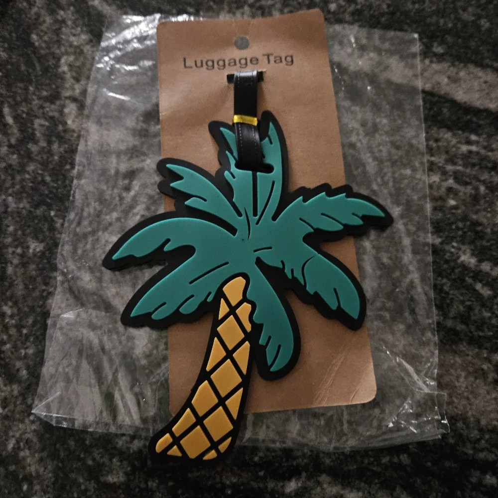 DIVAS LiMiTED Palm Tree Luggage Tag - Green and Yellow - Picture 1 of 3